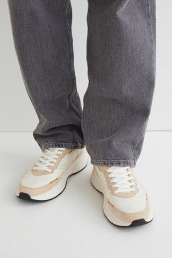 H&M Tenis oferta