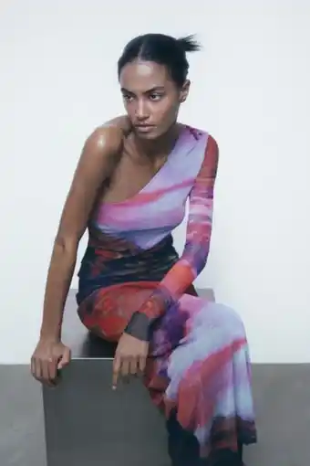 ZARA Vestido asimétrico tul oferta