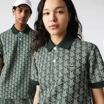 Polo unisex lacoste l!ve de corte clásico en jacquard con monograma
