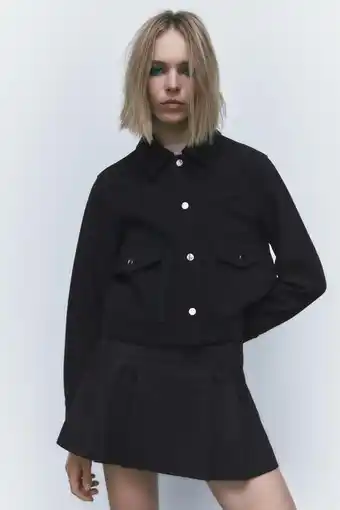 ZARA Cazadora corta botones metálicos oferta