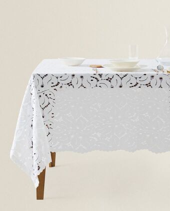 ZARA HOME Mantel encaje estampado floral oferta