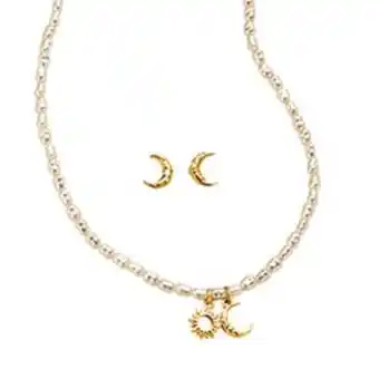 Ésika Estuche collar + aretes moon lovers oferta