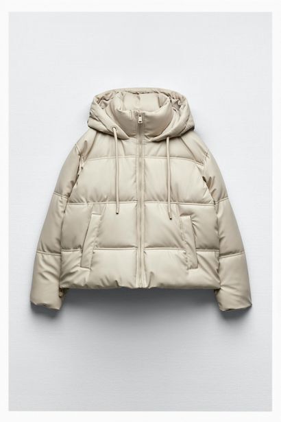 ZARA Cazadora acolchada corta efecto piel oferta