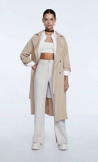 Stradivarius Pantalón abertura bajo oferta
