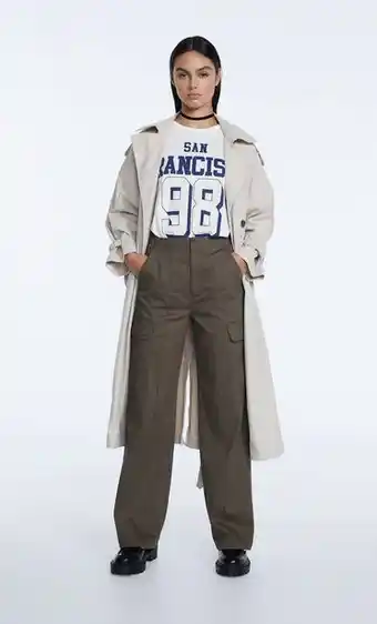 Stradivarius Pantalón cargo dressy oferta