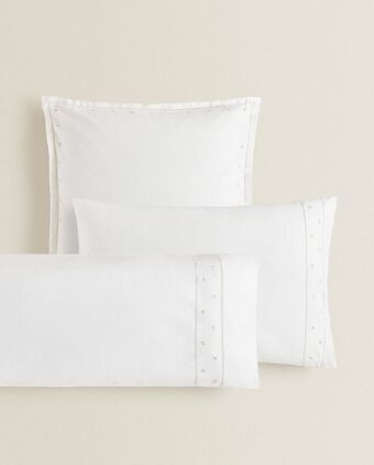 ZARA HOME Funda de almohada bordado lunas y estrellas oferta