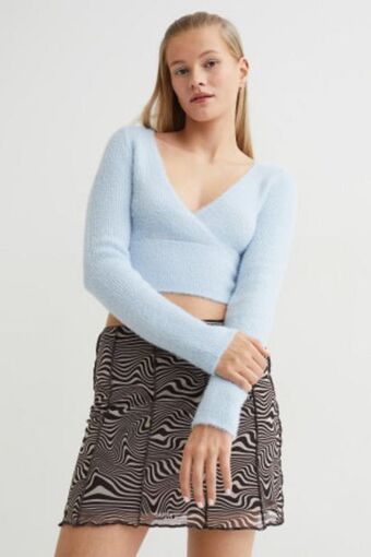 H&M Suéter vaporoso oferta