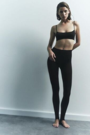 ZARA Leggings fuseau seamless oferta