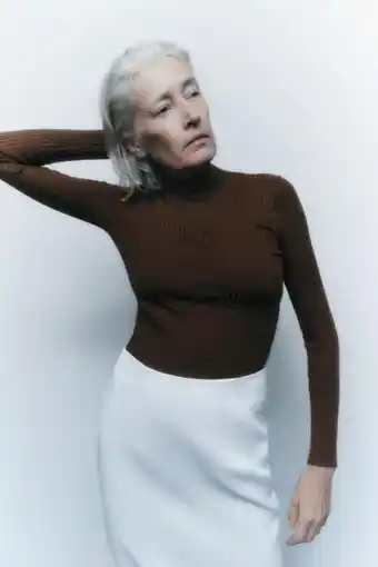 ZARA Jersey punto canalé oferta