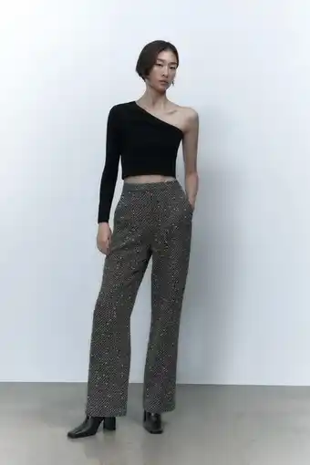 ZARA Pantalón estructura ancho oferta