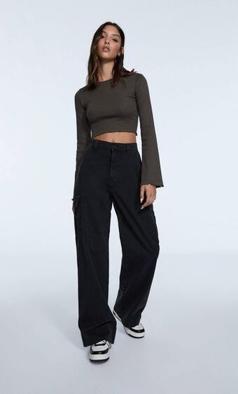 Stradivarius Pantalón cargo wide leg oferta