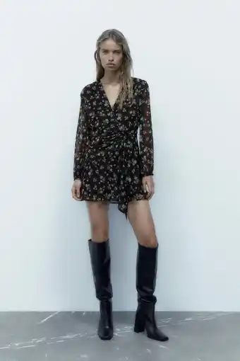 ZARA Vestido corto estampado floral oferta