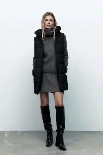 ZARA Chaleco engomado capucha oferta