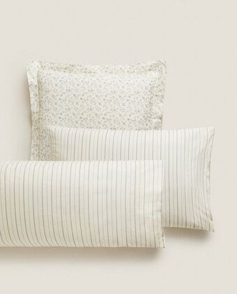 ZARA HOME Funda de almohada estampado flores y rayas oferta