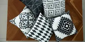 Muebles Dico Cojín decorativo rombos tela negro oferta