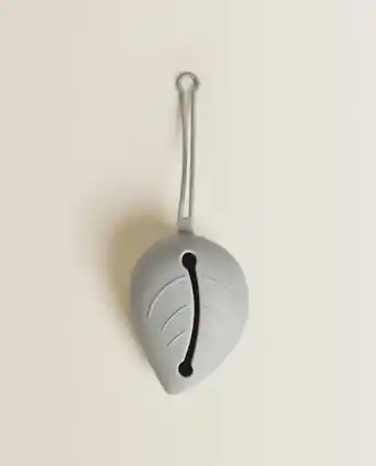 ZARA HOME Guarda chupetes silicona hojas oferta