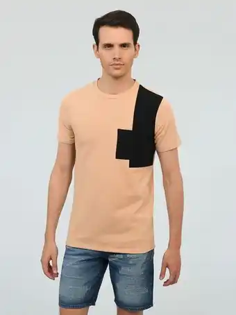 Cuidado con el Perro Playera bloque en hombro oferta