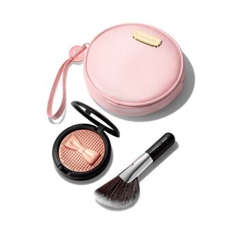 MAC Cosmetics Indulgent glow face kit (valor real $1,629) oferta