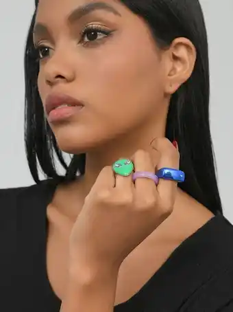 Cuidado con el Perro Set de anillos alien oferta