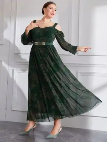 SHEIN Vestido de fiesta de hombros descubiertos ribete con fruncido floral de malla oferta