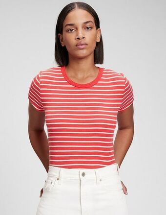 GAP Playera cuello redondo para mujer oferta