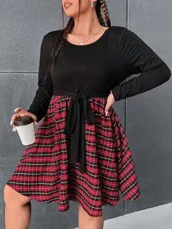 SHEIN Vestido con cinturón con estampado de cuadros oferta