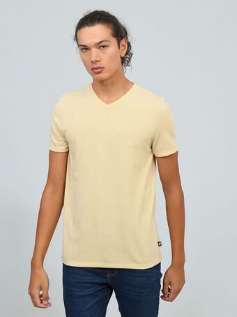 Cuidado con el Perro Playera básica cuello v oferta
