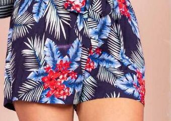 HEB Short estampado con flores talla: ch-eg blvd collection oferta