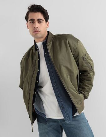 GAP Chamarra con bolsillos para hombre oferta
