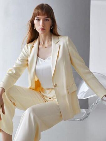 SHEIN Motf premium blazer sedoso con botón oferta