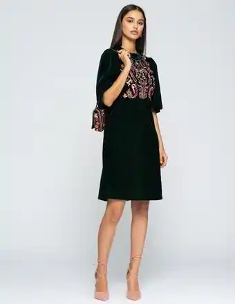 Vestido arriba de la rodilla de fiesta niza