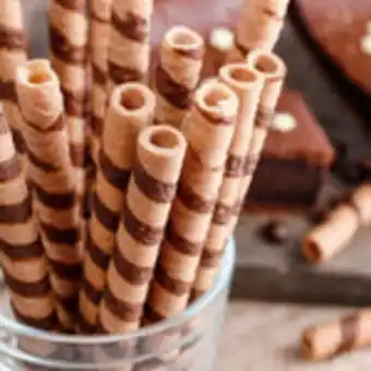 Barquillos rellenos sabor a chocolate 114g corazón