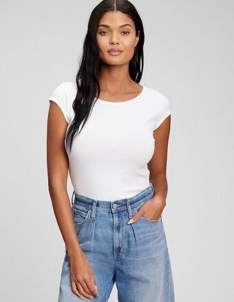 GAP Playera manga corta cuello redondo para mujer oferta