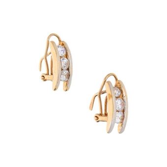 Nacional Monte de Piedad Aretes diseño especial con circonias en oro amarillo 14 kilates. oferta