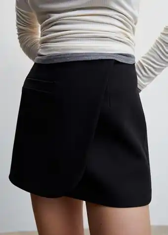 Minifalda cruzada