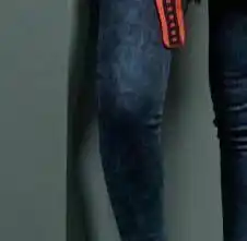 HEB Jeans moda con pligas talla 5-11 oferta
