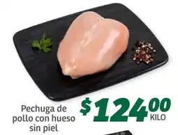 Soriana Súper Pechuga de pollo con hueso sin piel oferta