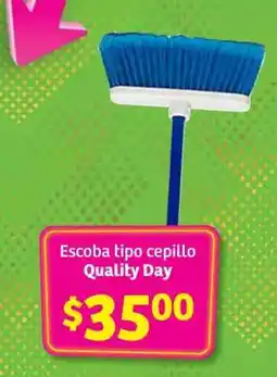 Soriana Súper Escoba tipo cepillo Quality Day oferta