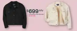 Soriana Híper Chamarra con bolsas oferta