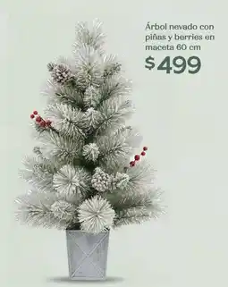 Soriana Híper Árbol nevado con piñas y berries en maceta oferta