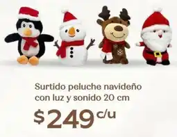 Soriana Híper Surtido peluche navideño con luz y sonido oferta