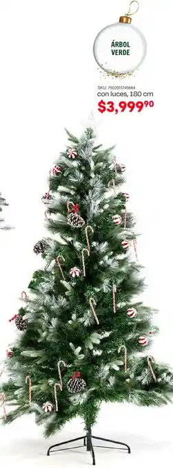 Árbol verde con luces