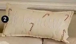 Soriana Híper Cojín caramelos bordados oferta