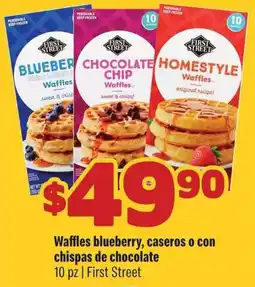 Smart & Final First street waffles blueberry, caseros o con chispas de chocolate oferta