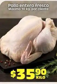 Soriana Híper Pollo entero fresco oferta