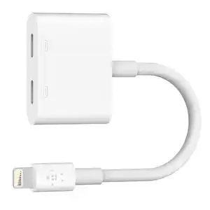 RadioShack Adaptador Lightning a Lightning Audio y Charge Rockstar para iPhone y iPad Belkin / Blanco oferta
