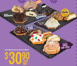 Soriana Híper Variedad de pan de muerto relleno oferta