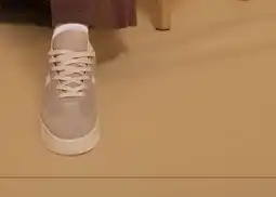 Woolworth Tenis oferta