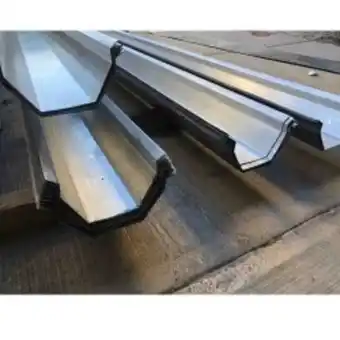 Canaleta galvanizada 12 x 8' con descarga