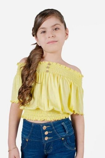 Blusa con olanes para niña